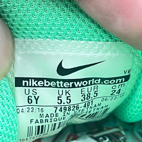 Nike Tri Fusion Blue Lagoon Silver Athletic Running Shoe 749826-401 Youth Size 6 - Picture 10 of 12